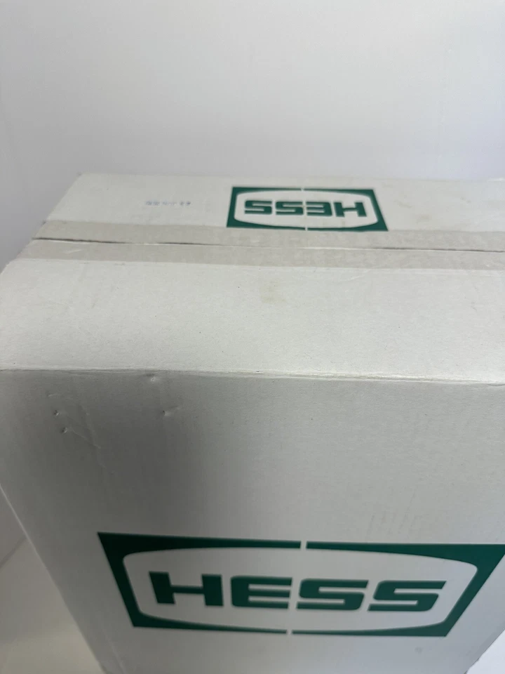 Estuche de (6) camión de juguete y jet Hess 2010 nuevo en caja sin usar, en caja, baterías retiradas. Foto 2 de 4