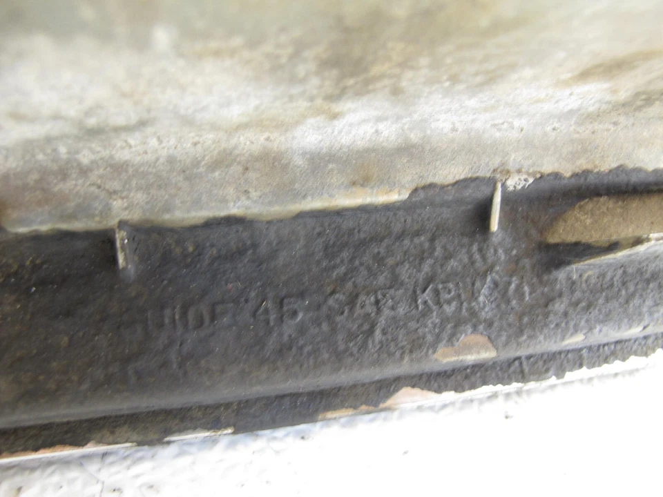 1971 1972 Buick LeSabre Electra Front Fender Left Parking Signal Light #123 - Image 4 of 4