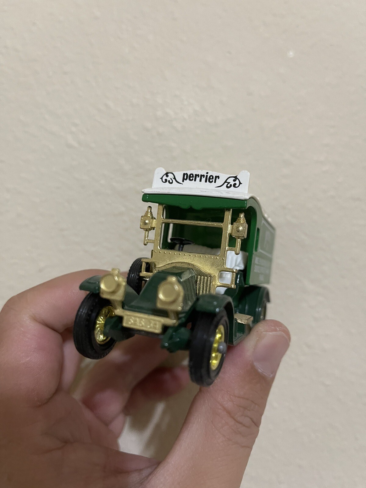 Picture 2 of 3