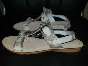 geox flat sandals