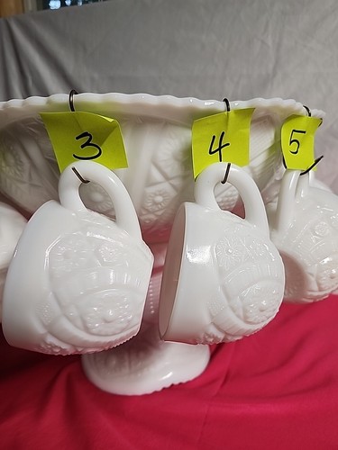 1950’s Thatcher McKee White Milk Glass Punch Bowl Concord 28pc set W/Hangers - Picture 6 of 24