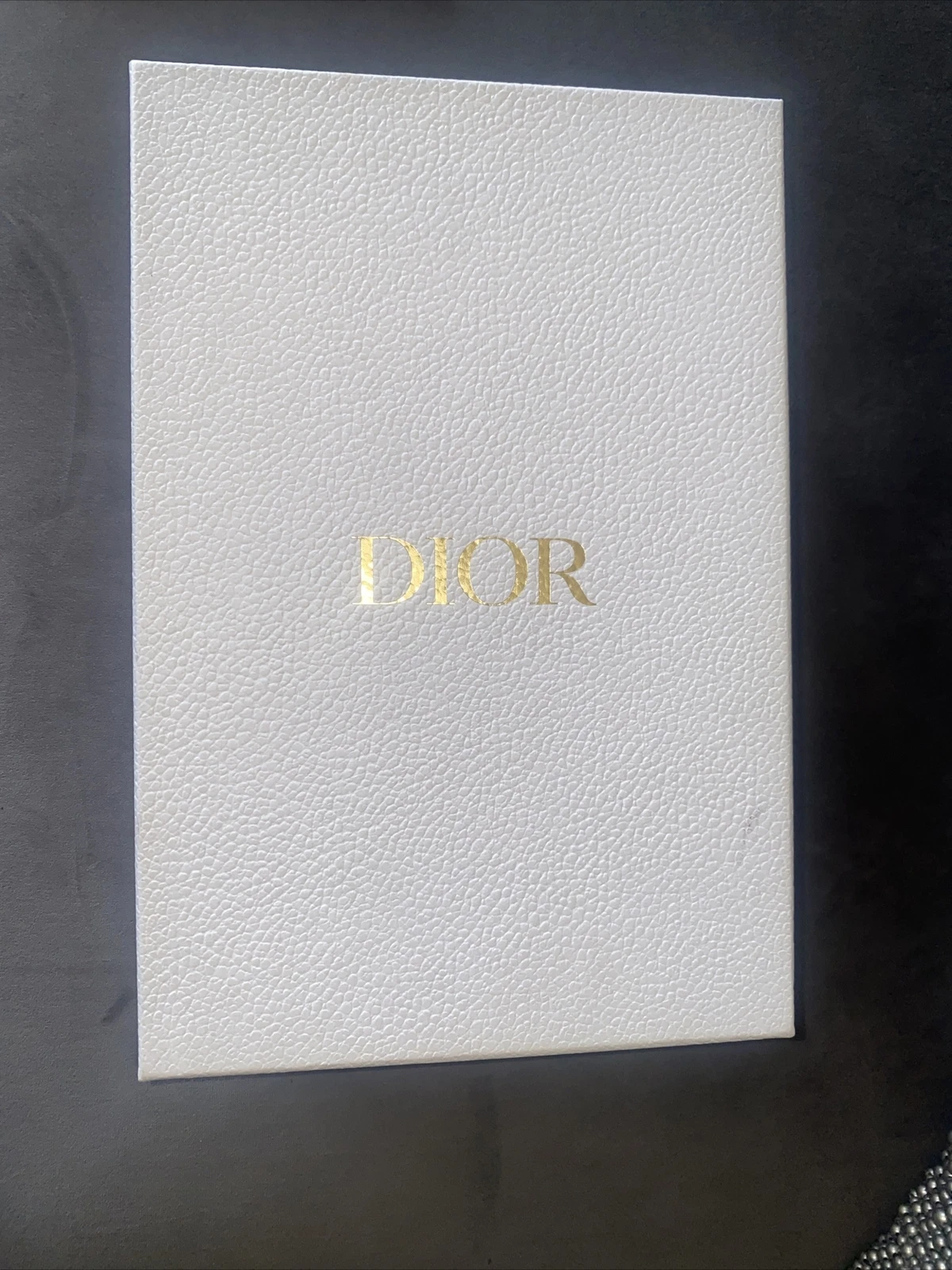Boîte à chaussures blanche Dior, rangement 13 x8 1/2 x4 1/2 pouces