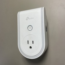 TP-LINK MODEL RE270K AC750 WIFI RANGE EXTENDER WITH SMART PLUG WALL MOUNT WHITE