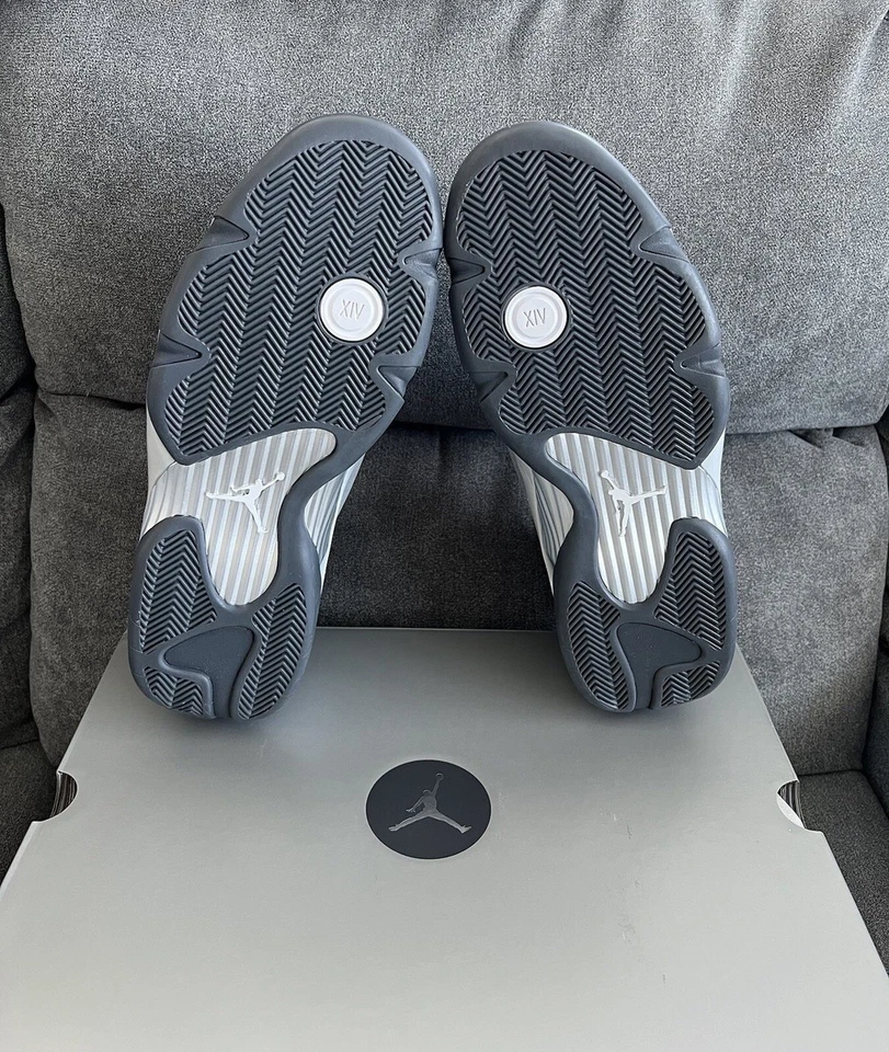 Jordan 14 复古法拉利 2025 男式运动鞋 7 码全新带盒 DS 立即发货。 — 第 4/4 张图片