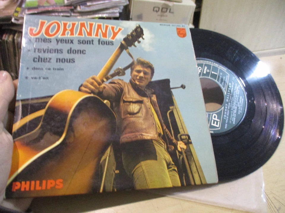 45t johnny hallyday dedicacé - Photo 2/2