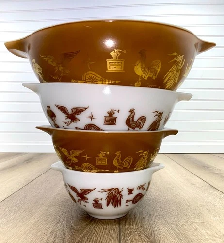 Pyrex Early America Cinderella Mixing Bowls Set of 4 441-444 Vintage VERY NICE