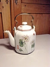 Original Lotus The Tuscany Collection Porcelain Large 6 Cups 48Oz Teapot Japan