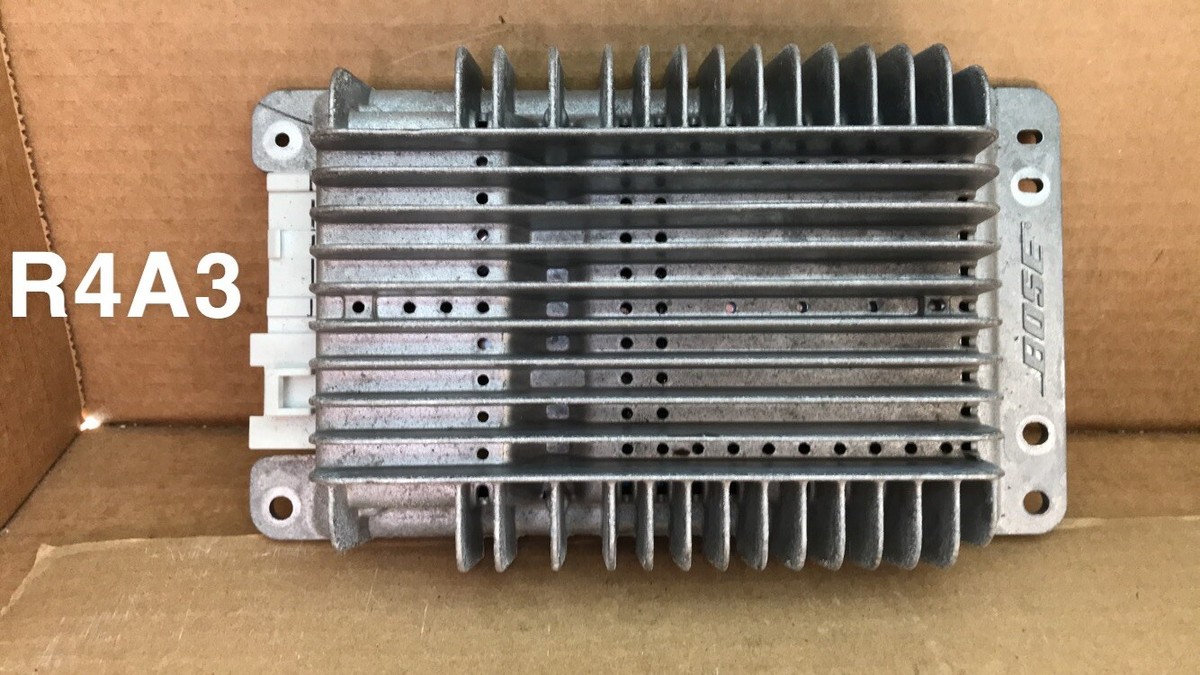 BOSE MODEL 6A アンプ 2003-2006 Chevrolet Suburban Tahoe GMC Yukon BOSE Amplifier Amp