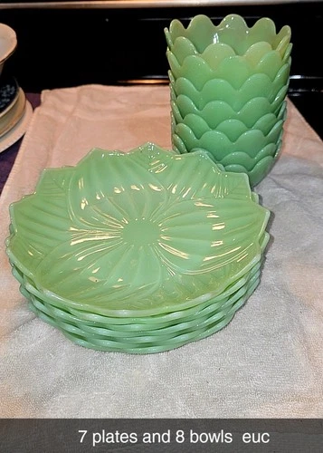 Vintage Green Jadeite Fire-King 7 Lotus Blossom 8" Salad Plates And 8 Bowls
