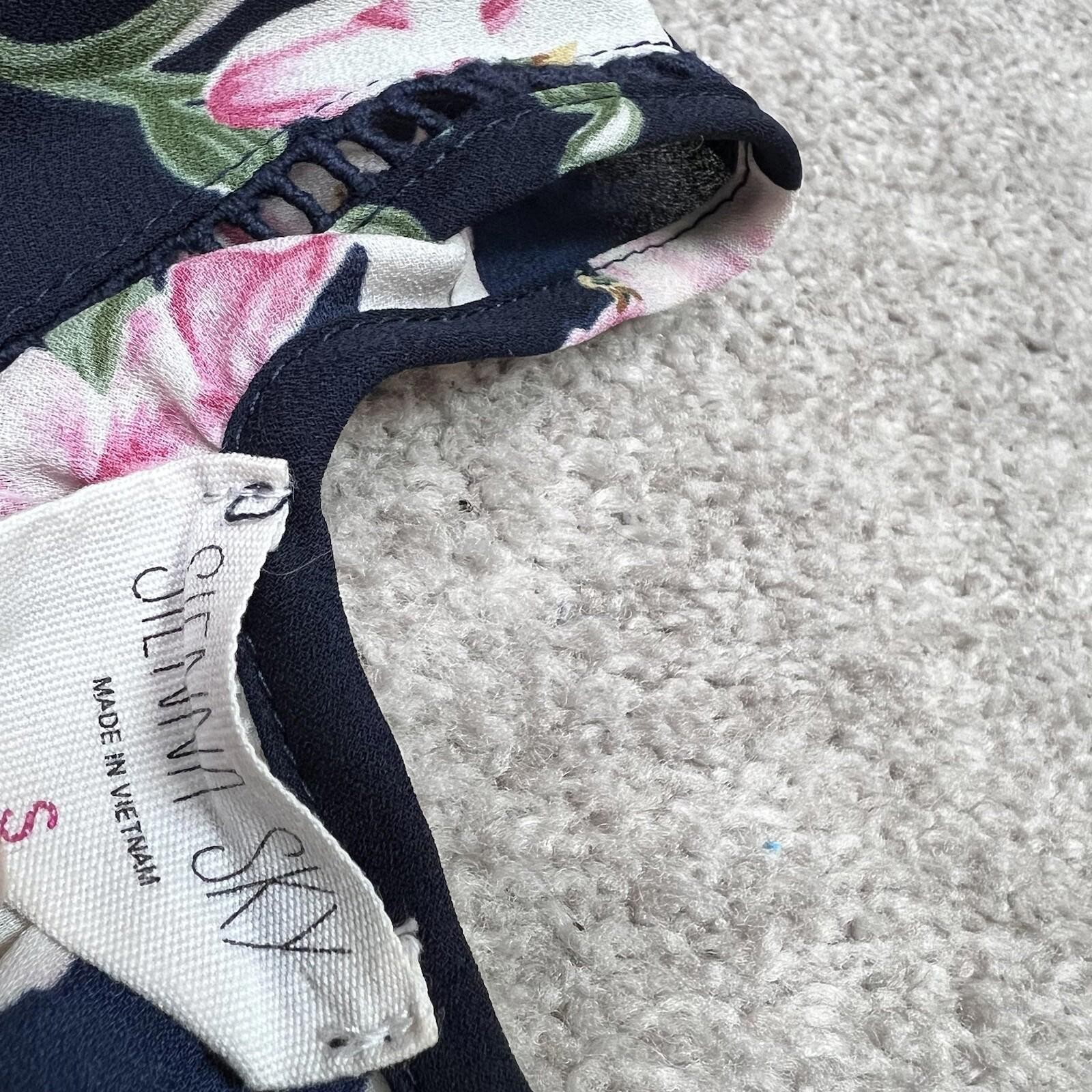 Sienna Sky Blouse Women’s Blue Pink Floral Short Sleeve Size Small