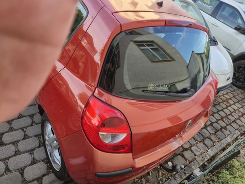 Zum Verkauf: Renault Clio 2006 – 1.6 Benzin – Ideal für Export - Bild 4 von 4