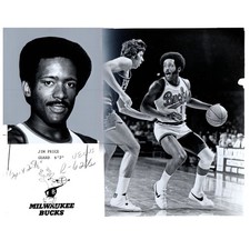 1976 Press Photo Basketball NBA Milwaukee Bucks Jim Price 8x10" AD3