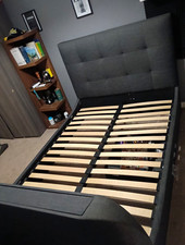 Bed with tv ( the bottom slats are broken but doesn’t effect the bed )