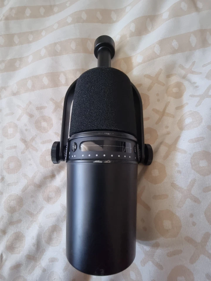 SHURE MV7 MOTIV USB Podcast Microfon - Schwarz - Bild 2 von 4