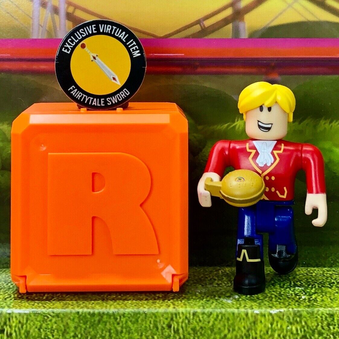  Roblox Celebrity Collection - Series 8 Mystery Figure