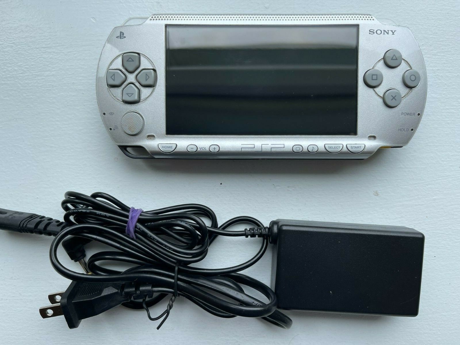 PSP-1000 Silver - Good Condition - OEM Japan Import US Seller