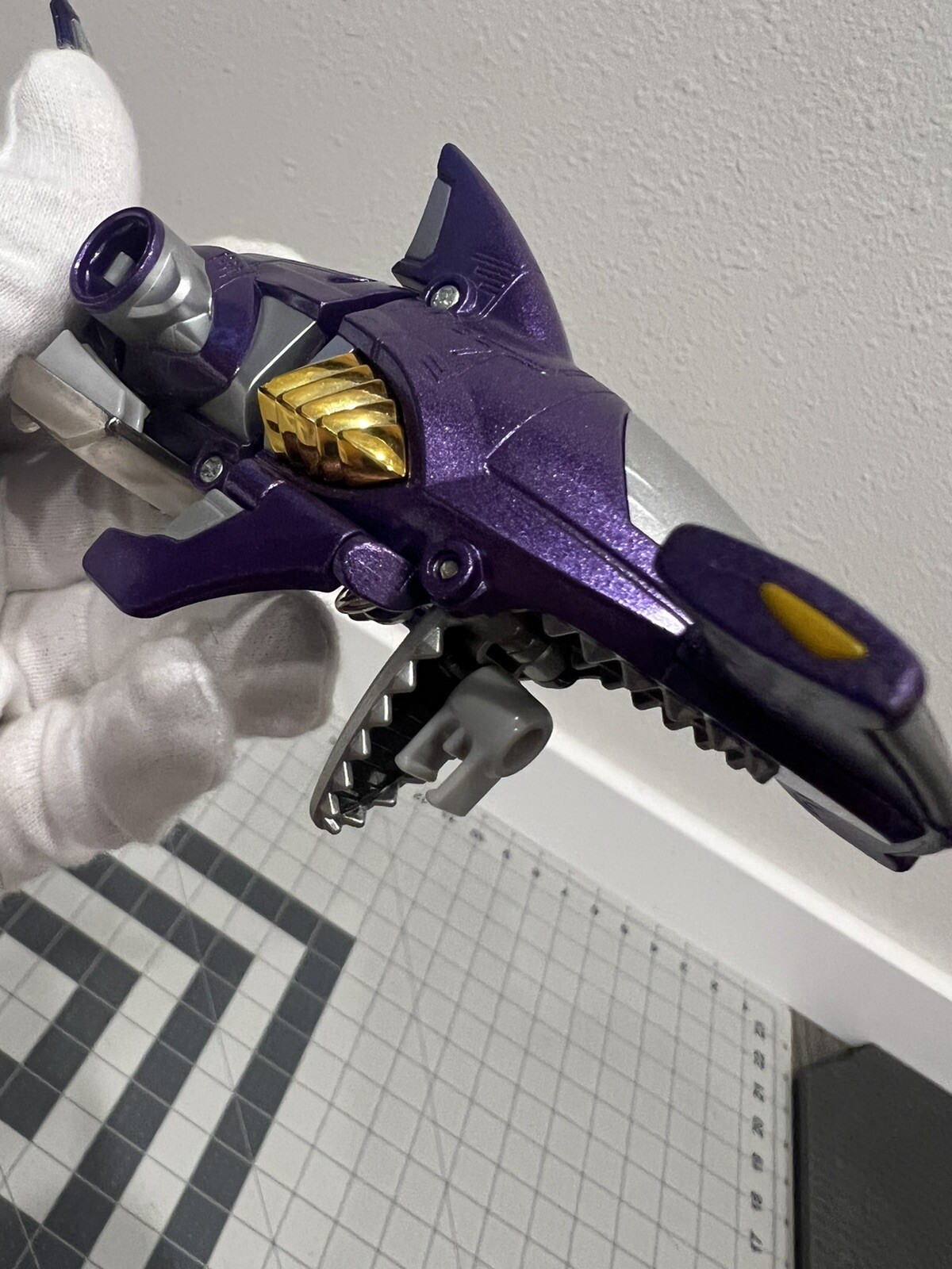 2001 Power Ranger Wild Force Hammer Shark Zord / Gao HammerHead