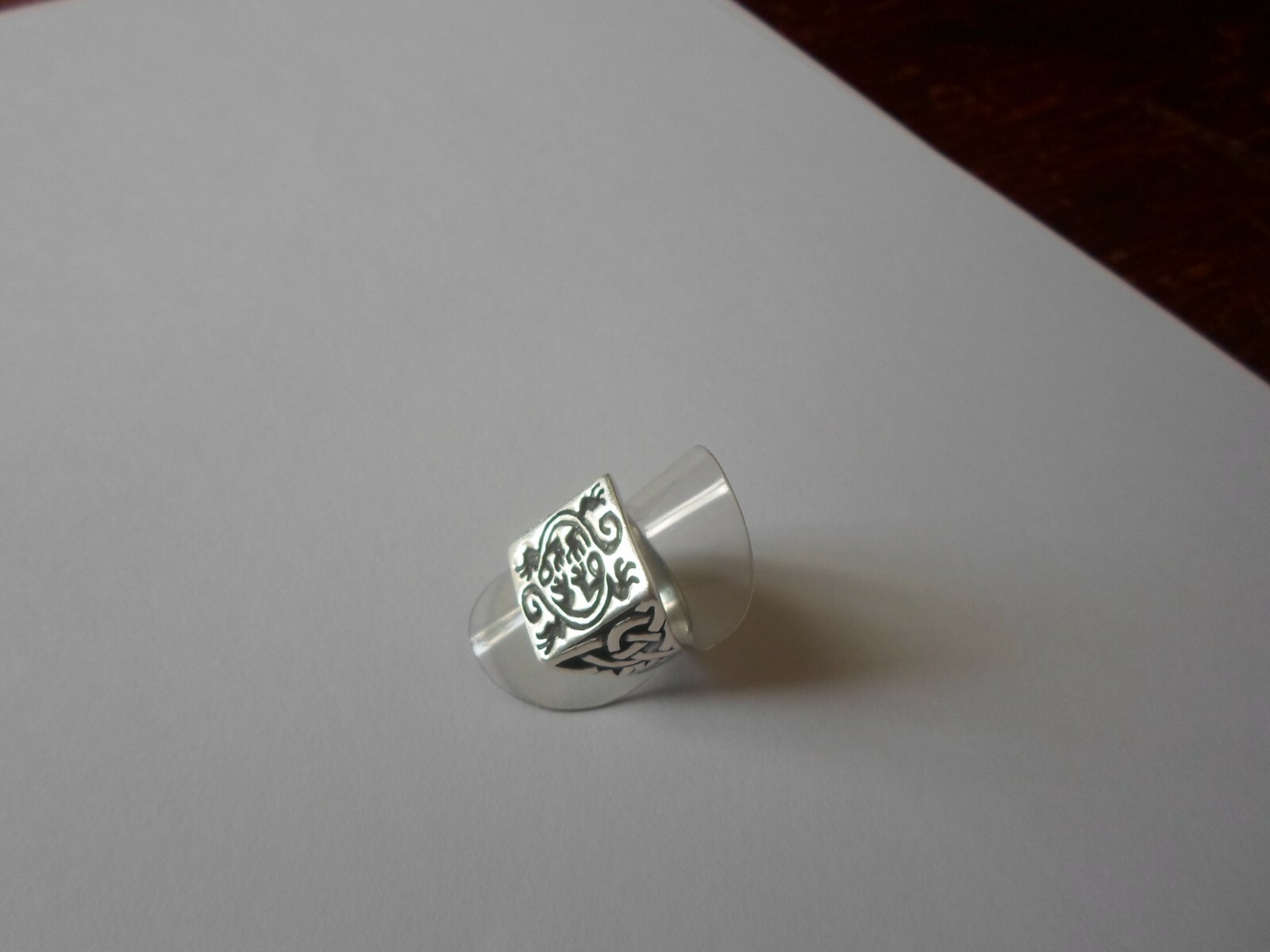 solid silver ring, knight, arabesques, size 58 - image 6