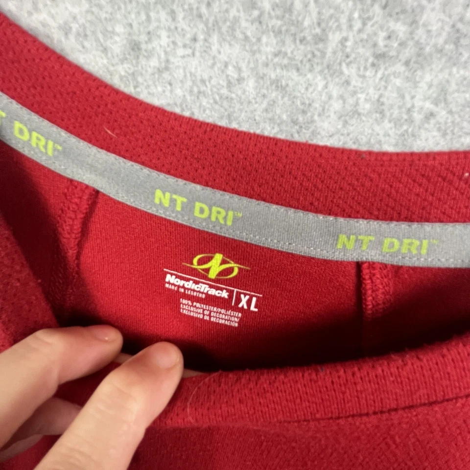 Camiseta NordicTrack Masculina Tamanho XL Gola Redonda Manga Longa Jersey Performance Vermelha - Imagem 4 de 4