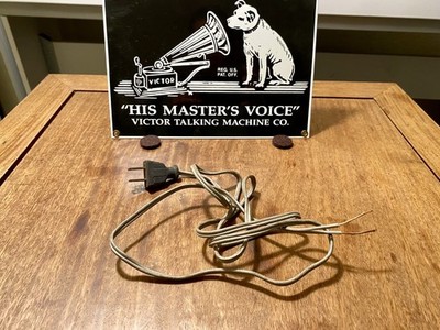 antique power wire with plug EAGLE made in usa #0009