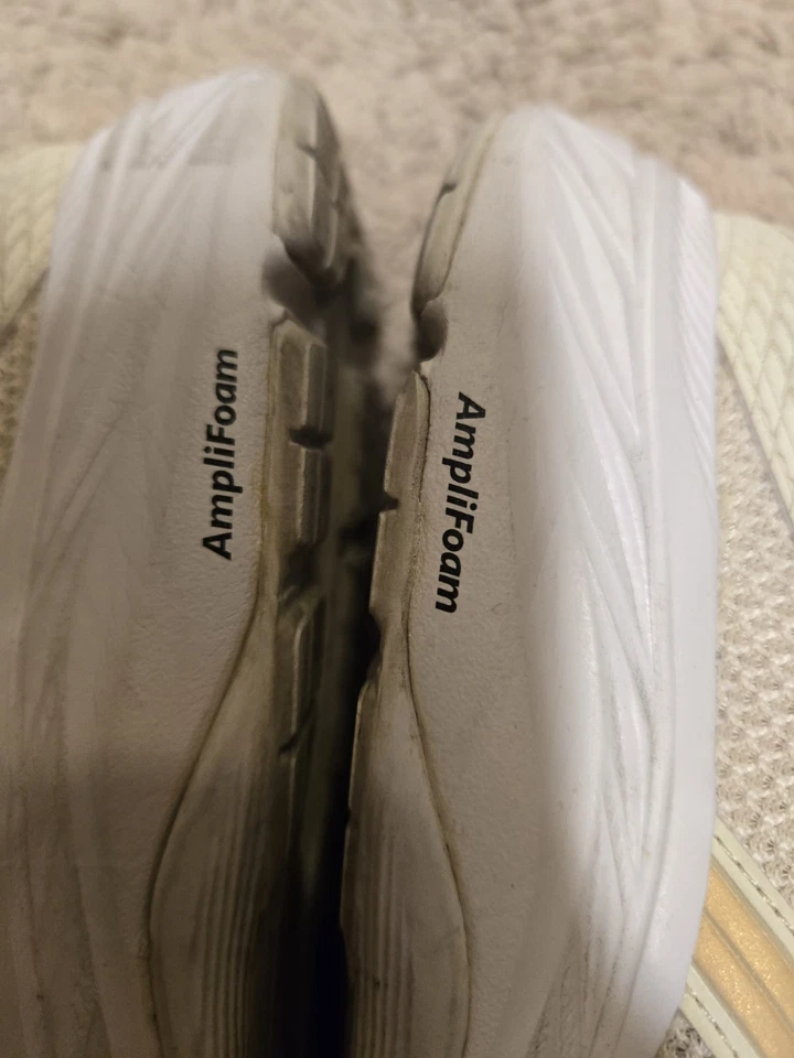 ASICS Amplifoam para mujer talla 10 Foto 4 de 4