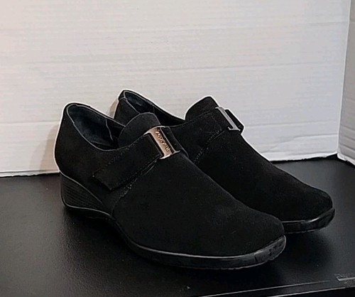 Aquatalia Damenschuhe Freizeit Keilabsatz Halbschuhe Clogs Größe 11 schwarz Wildleder mit Riemen - Bild 1 von 10