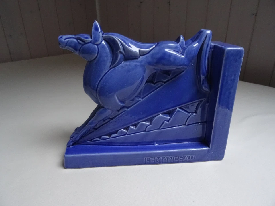 Cheval en saut, art déco,demi serre-livres, signé Lemanceau, céramique émaillée - Photo 1/4