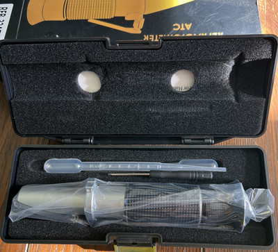 NIOB REB-32ATC Handheld Refractometer Portable Lab Oil Brewing NEW w/Case