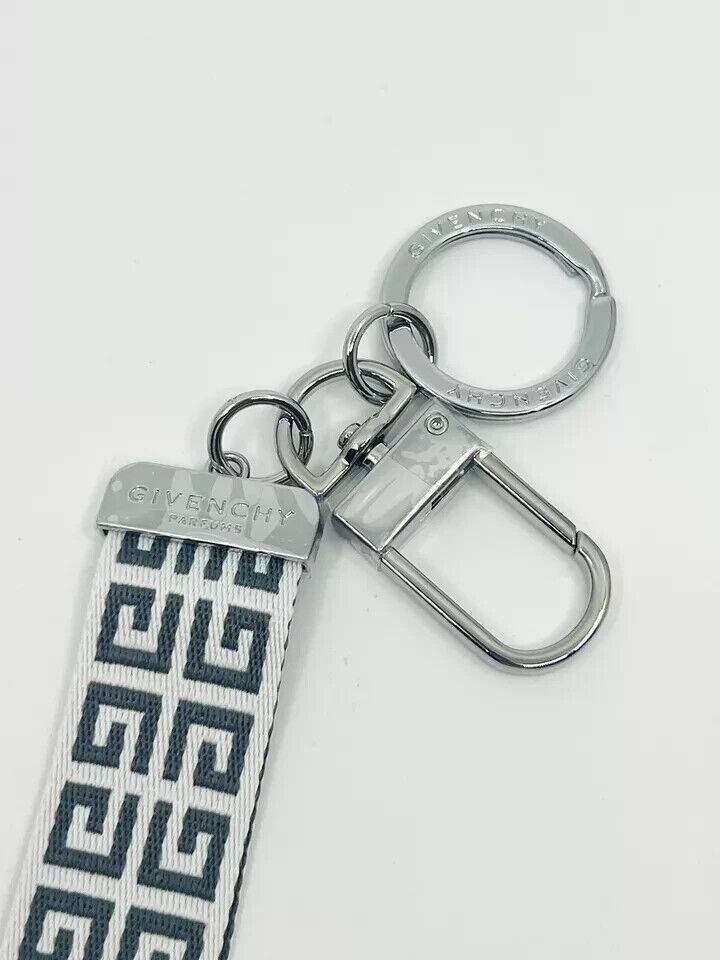 Givenchy 4G Unisex Silver Key Ring Key Chain Holder Jacquard Givenchy 4G Unisex Silver Key Ring Key Chain Holder Jacquard