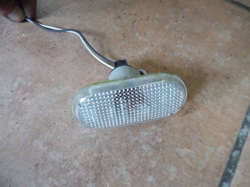 Renault Twingo II Blinker Seitenblinker Kotflügel 8200257684