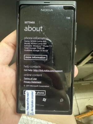 Nokia Lumia 800 - 16 GB - (Unlocked) 3G Microsoft Windows Phone
