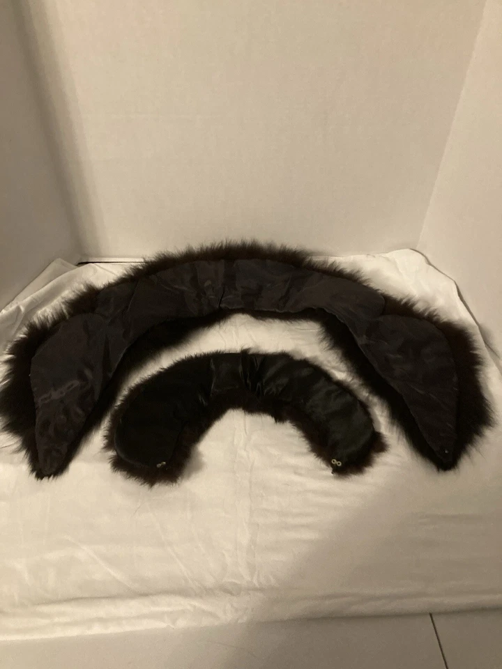 Collares de piel sintética negros Foto 2 de 4