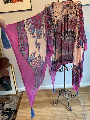 Theodora & Callum Kimono Open Front Printed Tassels Ruana One Size Fits Most - Picture 4 of 5