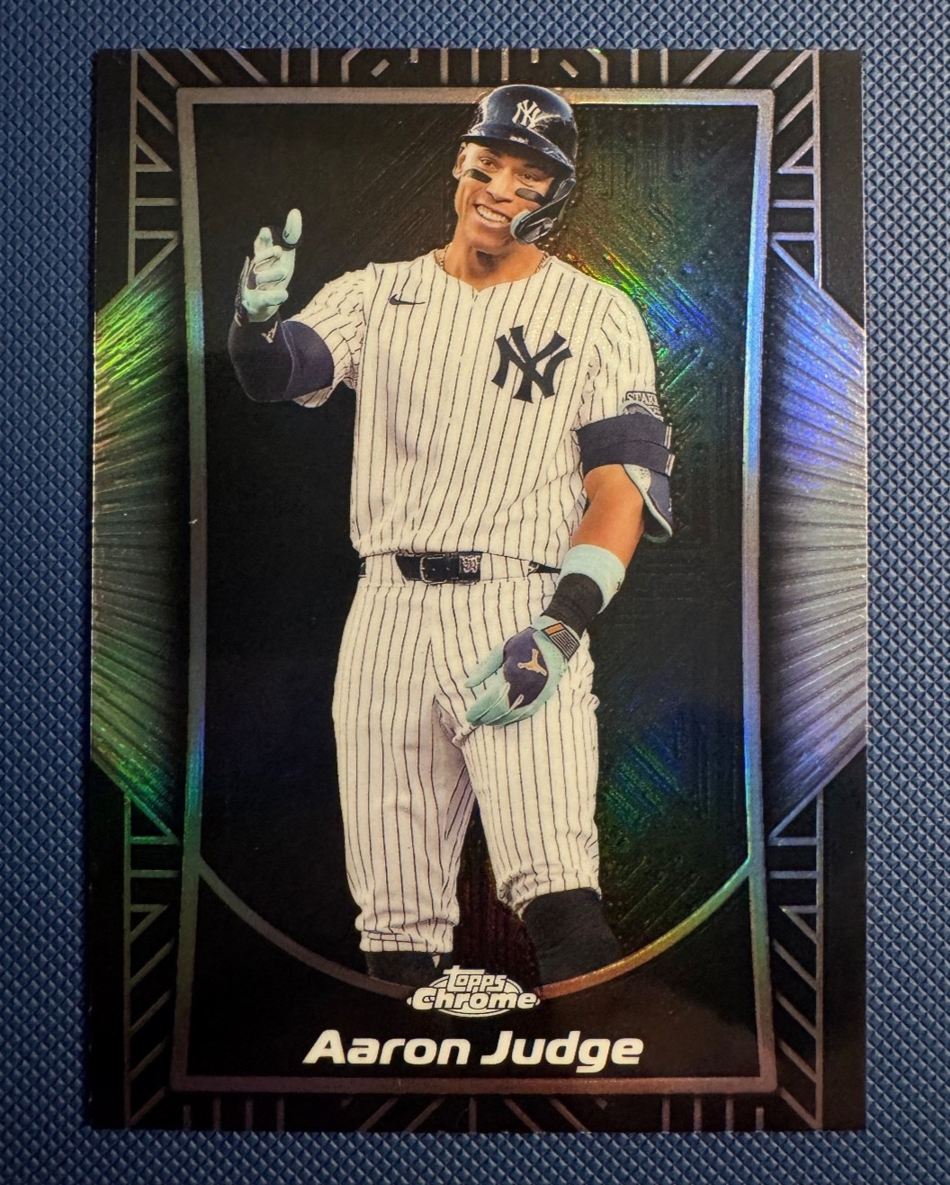 2025 Topps Chrome AARON JUDGE Shadow Etch #SE2 YANKEES SP