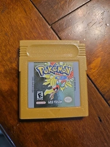 Pokemon Gold Version (Nintendo Game Boy Color, 2000)