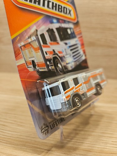 2025 Matchbox #16 - Scania P 360 Fire Truck White Long Card JBP52 - Picture 5 of 7