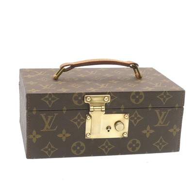 lv jewelry case