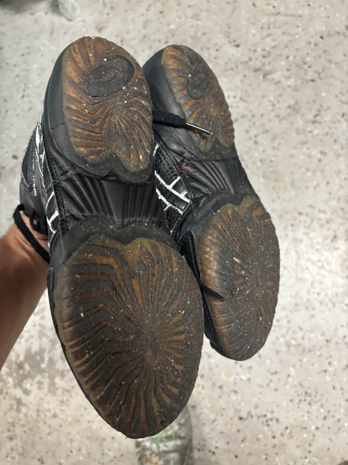 Size 8.5 - ASICS Split Second Wide Black - image 6