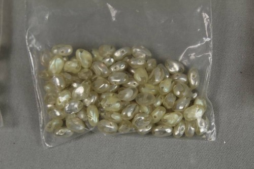 Petit Perles Set - Div. Couleurs + Tailles - Environ 180 Grammes/S356 - Picture 7 of 12