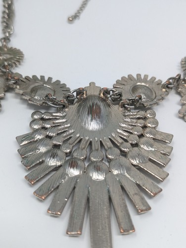 Stunning large statement silver-tone necklace, Rhinestone statement necklace - Picture 9 of 9