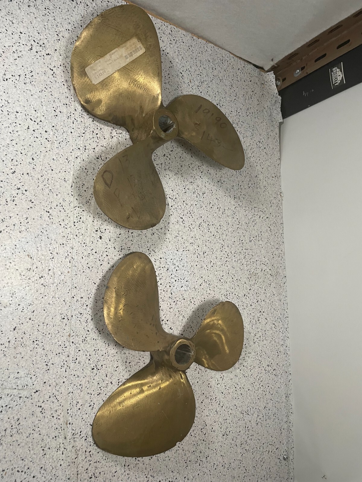 Picture 2 of 17