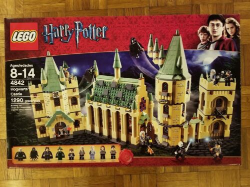LEGO Harry Potter set 4842  Hogwarts Castle New in Box NIB Sealed - Afbeelding 1 van 2
