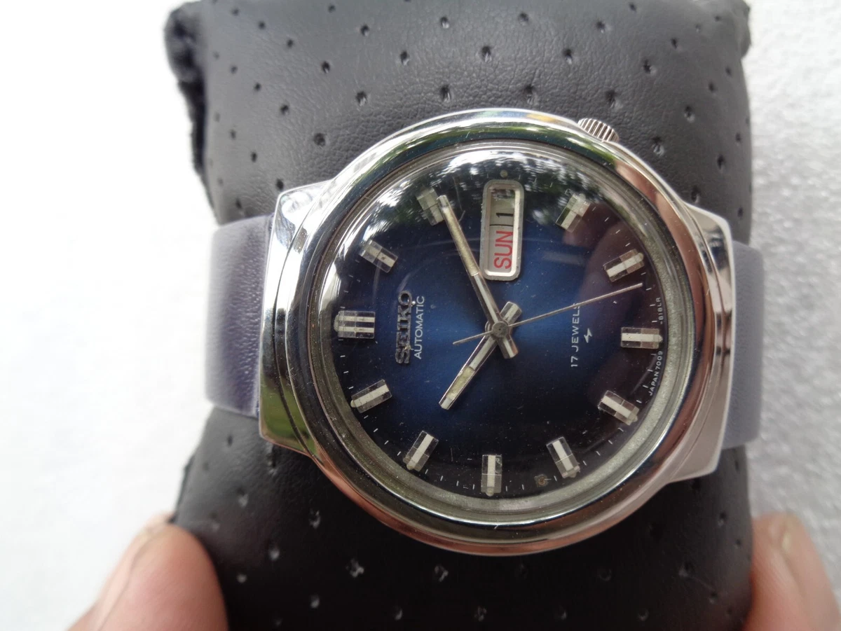 seiko 7009 8240
