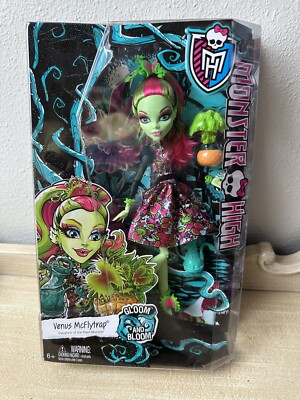 NIB. RARE HTF Mattel Monster High Venus McFlytrap Gloom And Bloom 2014