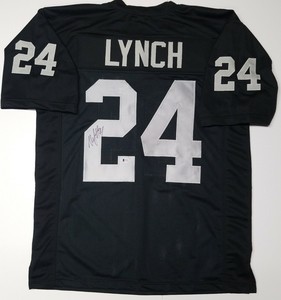 marshawn lynch autographed jersey