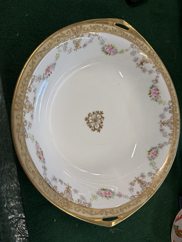 Vintage Hand Painted Roses Nippon Porcelain Handled Bowl Gold Moriage XP