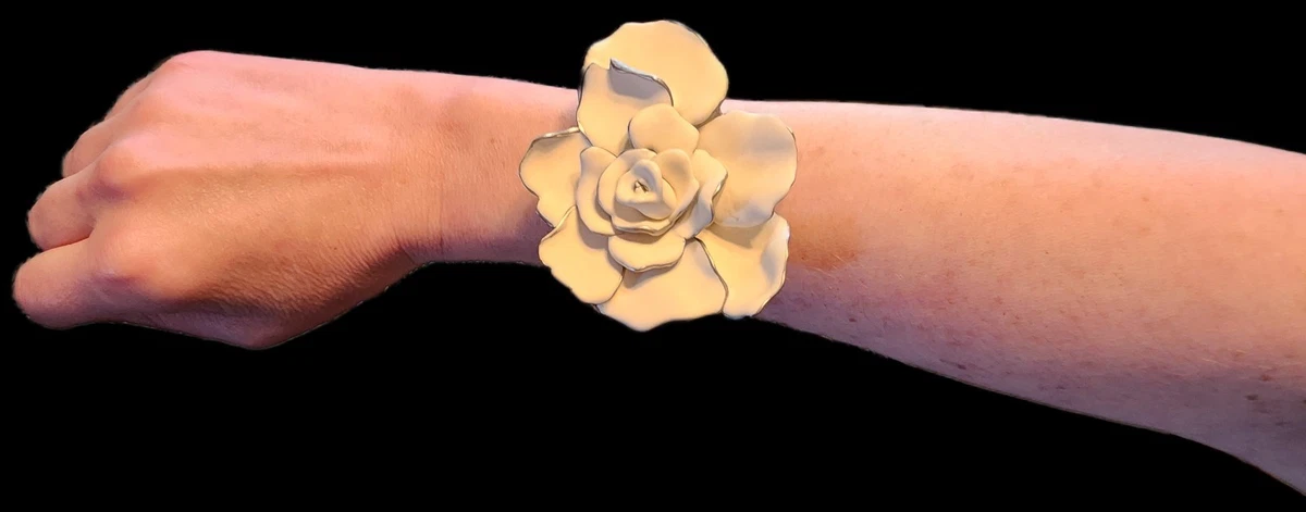 Oscar de la Renta Large Pave Crystal Rose Buckle Oscar de la Renta Crystal Prong Ring | Neiman Marcus main image 2