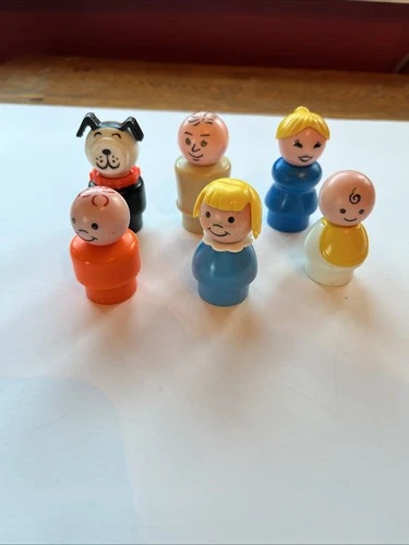 Fisher Price -Little People-Lot Of 6 Vintage Fisher-Price Little People Figures