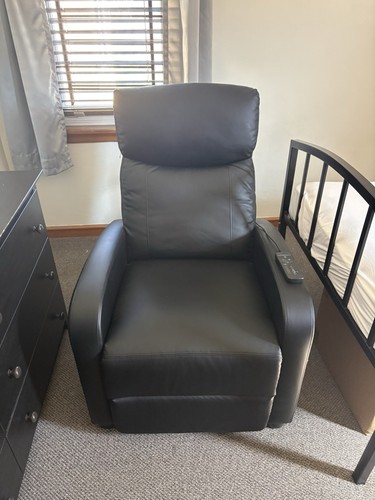 Black Leather Recliner Chair W/ Massage System (Remote Controlled)