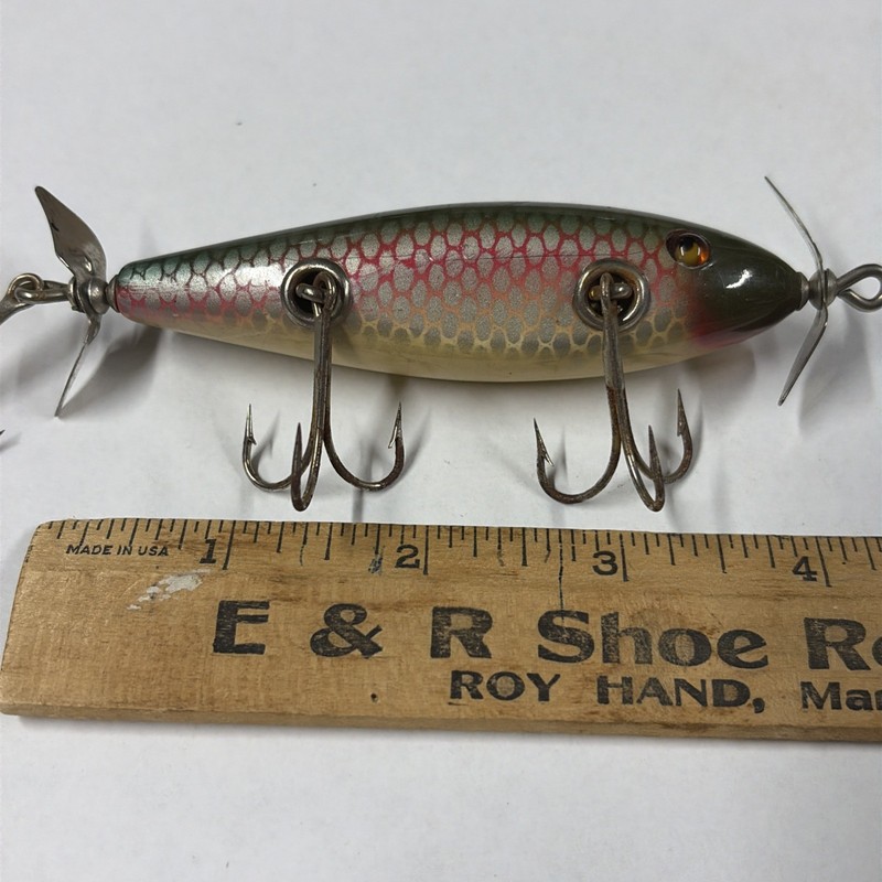 Vintage Creek Chub Wooden Injured Minnow Pretty Nice Red Side Scale Finish. Ex+!